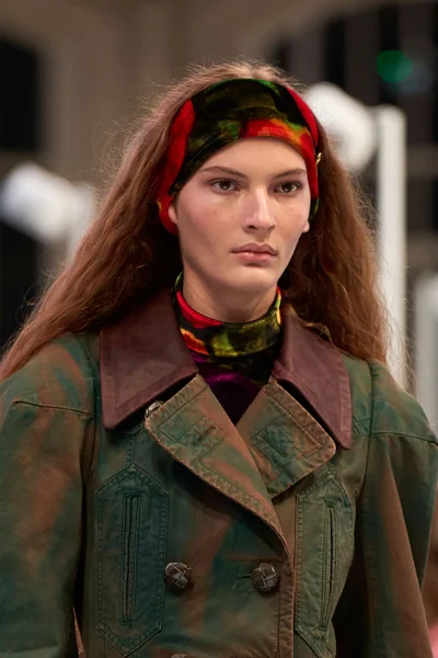 Look 55
